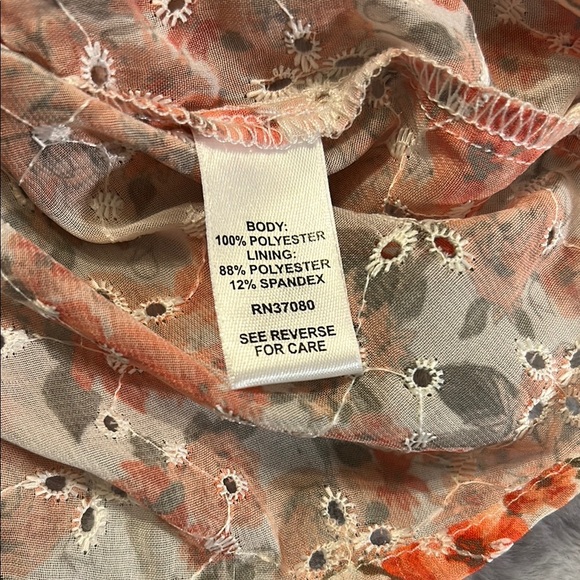 Versona Women’s Floral Sleeveless Top - Orange and White. NWOT - Picture 4 of 7